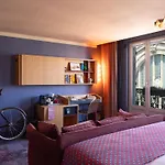 Hotel 25hours Terminus Nord 4*