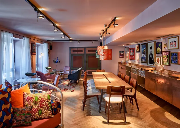 Hotell 25hours Terminus Nord 4*