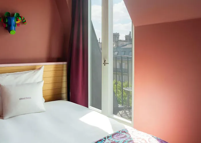 25hours Terminus Nord Hotell 4*